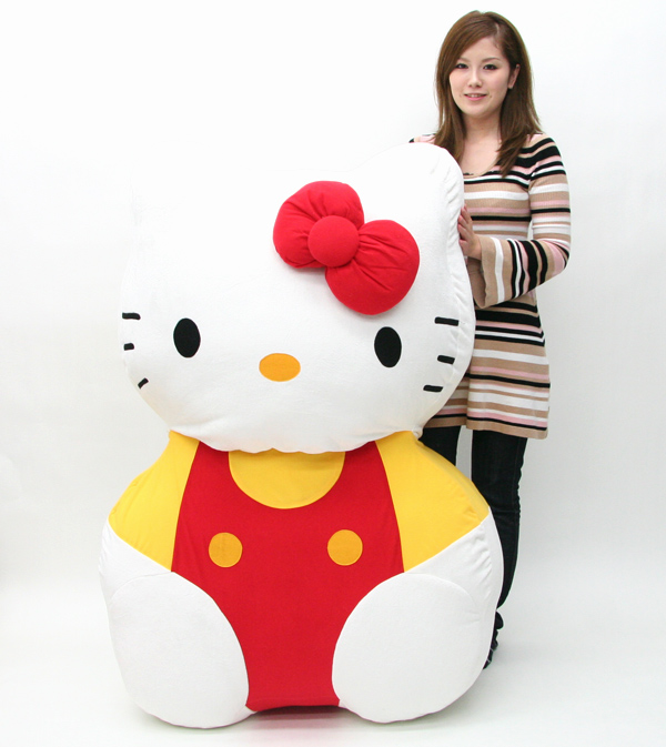 A Rinkya Blog Nearly Life Sized Hello Kitty Chair!