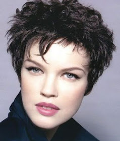 Short Hairstyles For Round short hairstyles for fine hair and round face. Short Hairstyles For Round