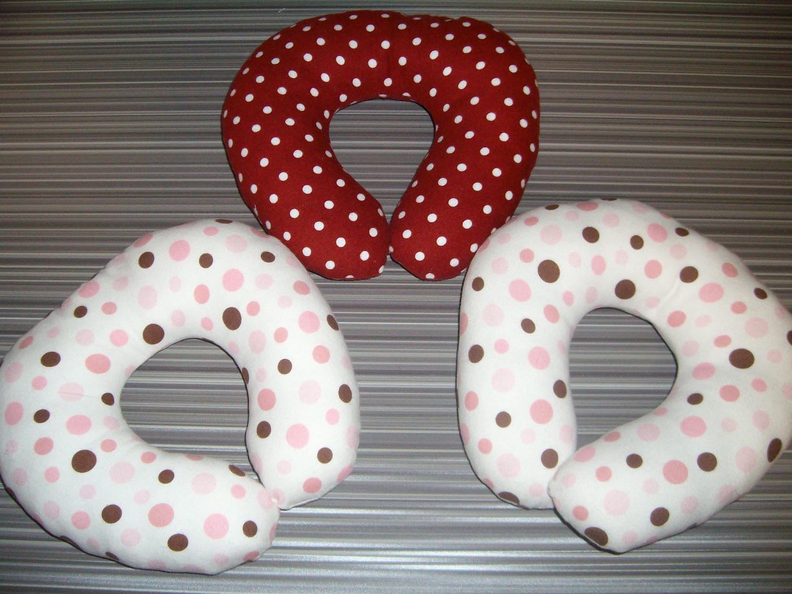 mommy sew pretty Neck Pillows