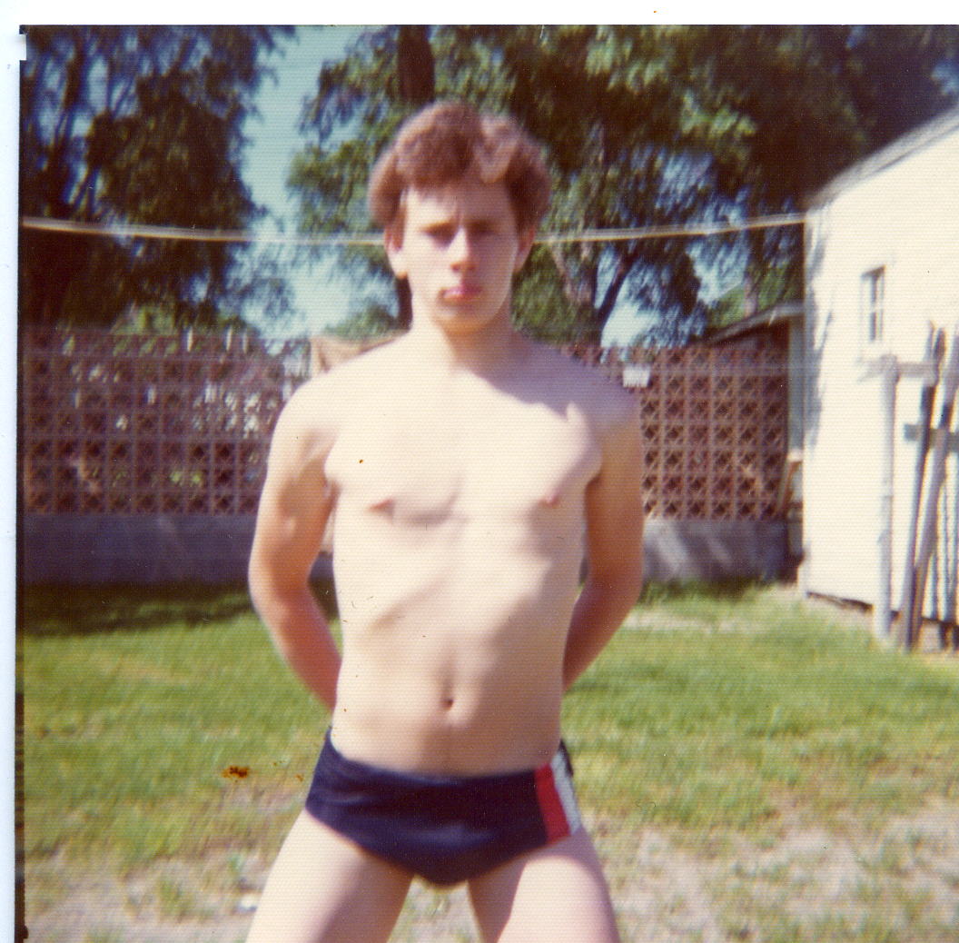 [D-Jim+in+Speedo.jpg]