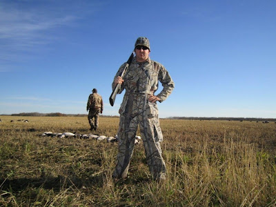 >Mark the Waterfowl Slayer and the Final Approach Manitoba Waterfowl Hunt and Goose Stir Fry