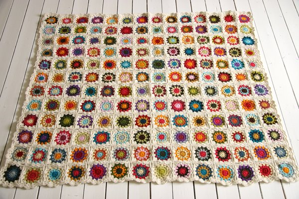 [Granny+Square+Afghan+2.jpg]