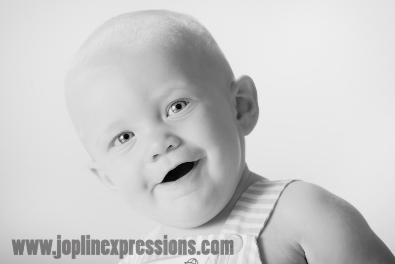 [0238+diek7mo+bw.jpg]