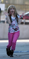 Avril Lavigne Is Still A Fake Punk