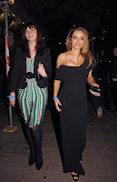Elen Rives Is An Excellent Dresser