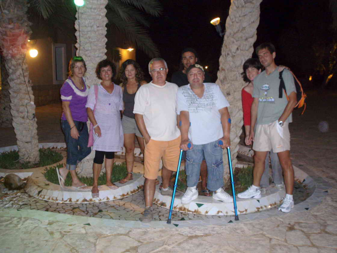 [TUNEZ200820080902_06.JPG]