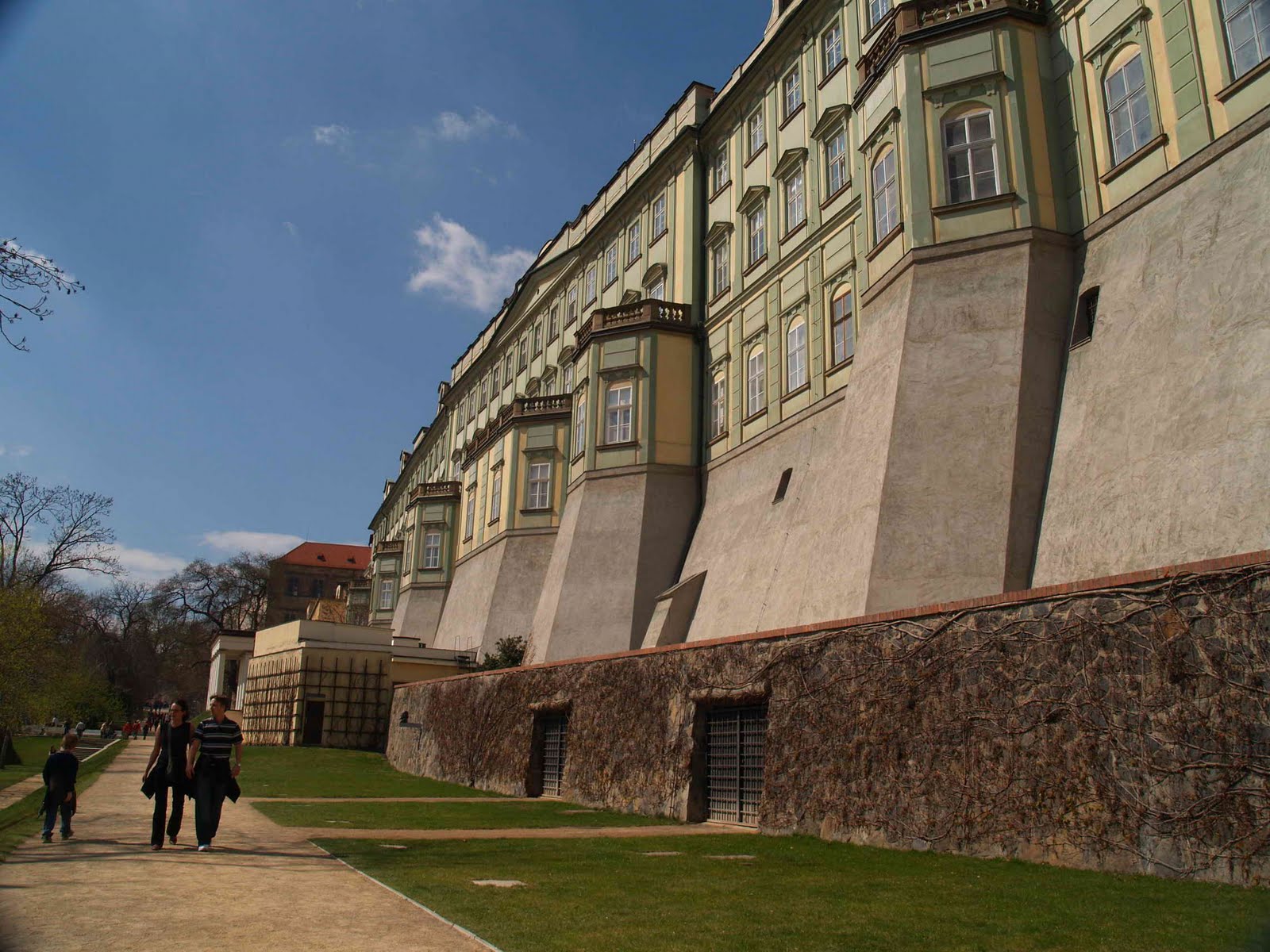 [P4065180.JPG]