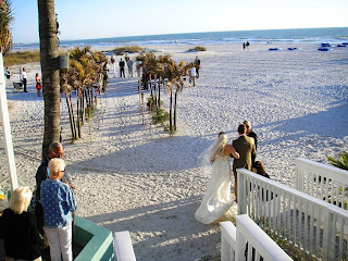 For Better For Less Wedding Flowers Grand Plaza Hotel Wedding