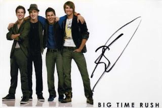 4x6 signed photo card obtained