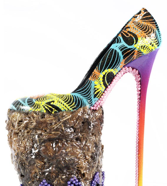 À la Mode Elephant Dung Heels No thanks but interesting!