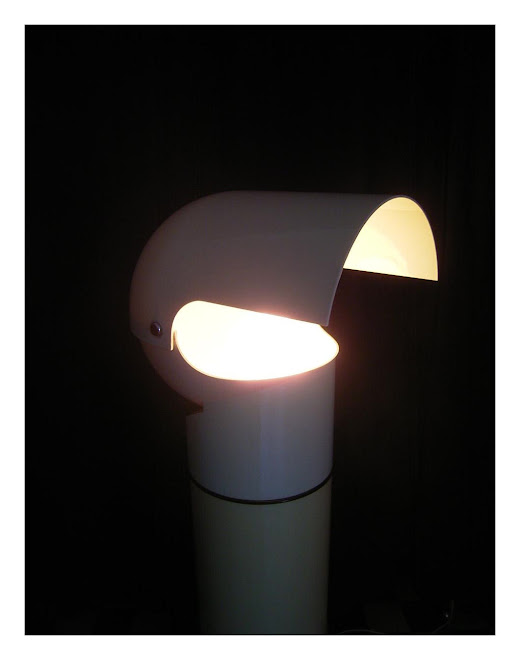 MEZZO PILEO FLOOR LAMP - 1972 Italy - Design: Gae Aulenti - Edited By Artemide SOLD