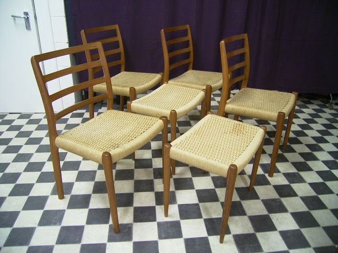 MOLLER CHAIRS + 2 STOOLS - MODEL N° 85 - CIRCA 1981 - PRICE: SOLD
