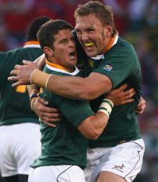 Andries Bekker congratulates Morné Steyn after his winning kick Andries Bekker congratulates Morné Steyn after his winning kick
