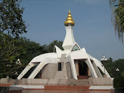 Luang Pu Khao Analayo Museum
