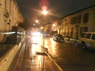 Con la lluvia cerca de casa