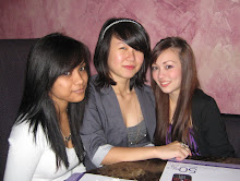 Mun and Dee..