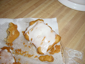 Twinkie vs toaster strudel