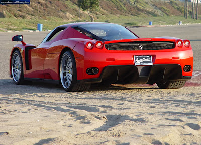 2011 Ferrari Enzo II Nice view 2011 Ferrari Enzo II Nice view
