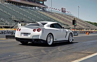 By Switzer Performance gave 900 hp of bioethanol and Nissan GT-R