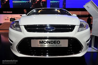 Performances Ford Mondeo Titanium ECOnetic live In Paris 2010