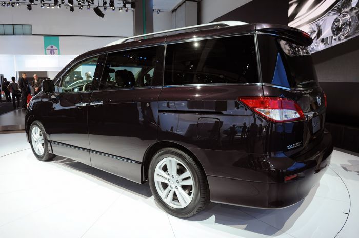 LA 2010: 2011 Nissan Quest presents the fourth generation ...
