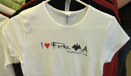 [chinook-tshirts.jpg]