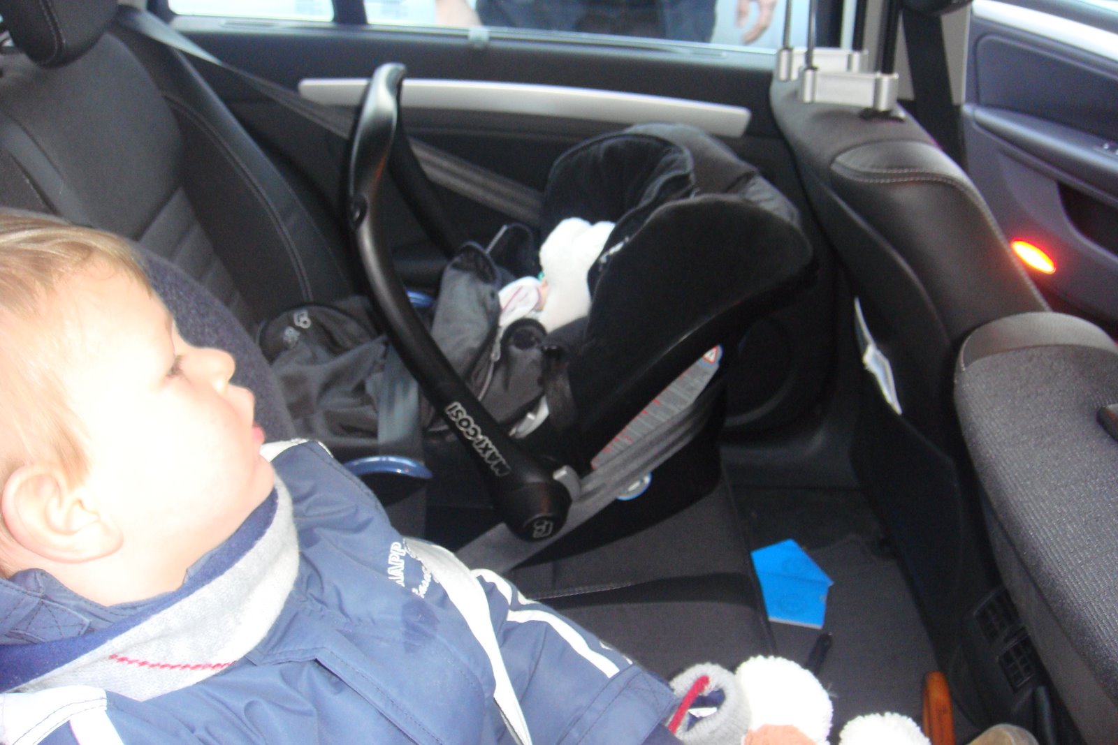 [DSC00479.JPG]