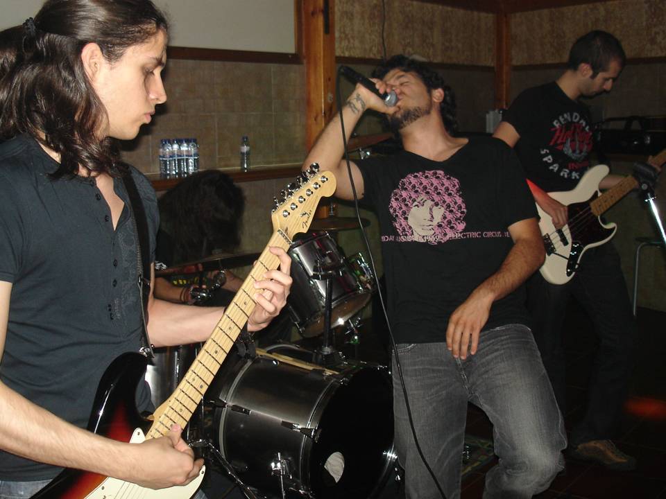 [tRP+bOMBARRAL+(1).JPG]