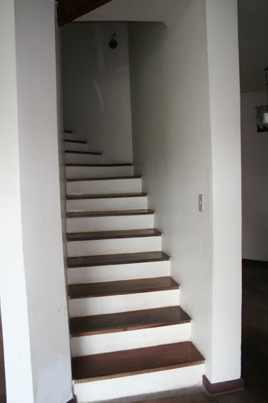 16 Escada para o andar superior