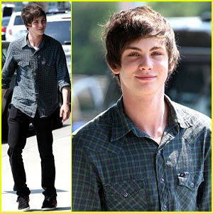 logan lerman hairstyles logan lerman hairstyles