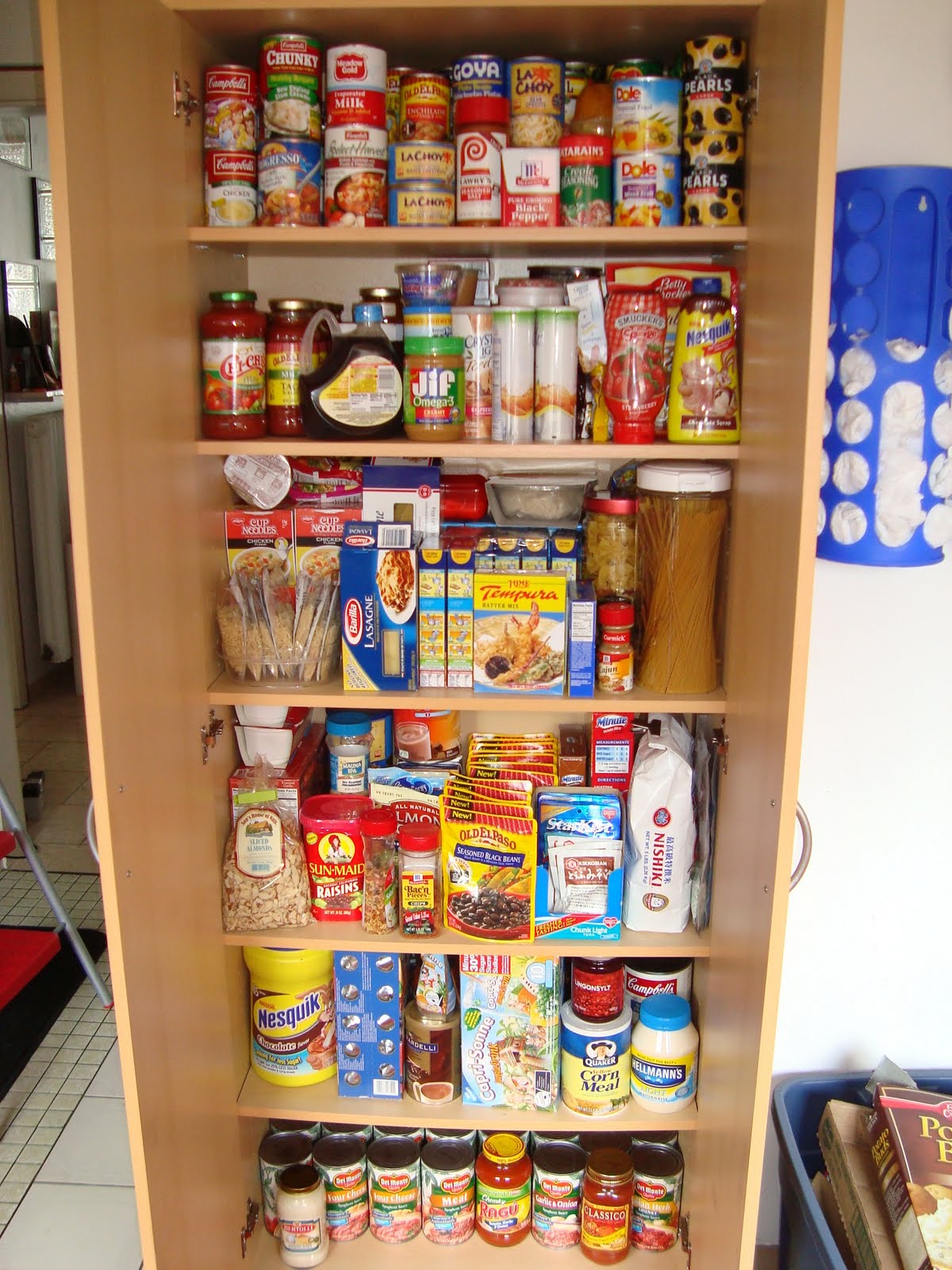 A Rockabilly Mom Cooks 'N Crafts Organized Cupboards Make Me Happy