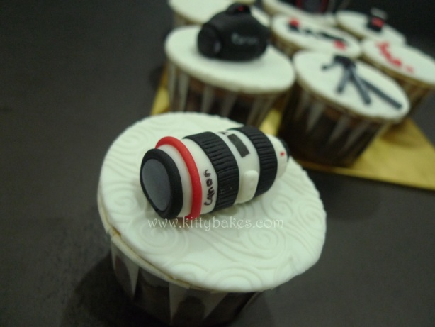 white canon slr
