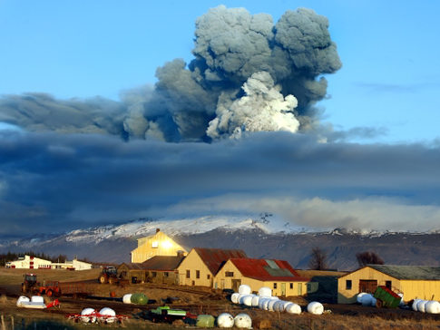 The volcano eruption in map of iceland volcanoes. The volcano eruption in