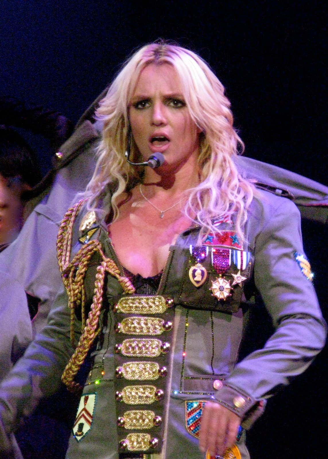 [Britney-Spears_Boys.jpg]