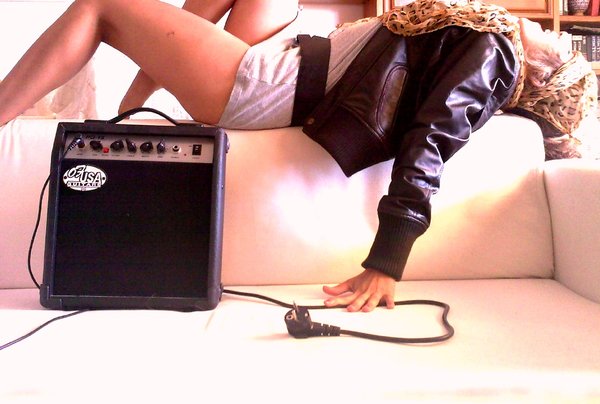 http://4.bp.blogspot.com/_3dXbNJ-4mL8/THU2_fk7VSI/AAAAAAAAAZ8/VnF_9wQZLCQ/s1600/mOfsoL_ud4HXCVQrkOi.0.jpg