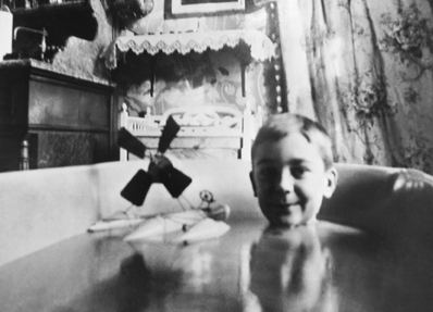 [JacquesLartiguebath-1.jpg]
