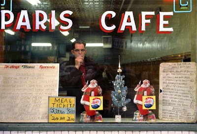 Fred Herzog, le Canada en Kodachrome Paris+cafe1959
