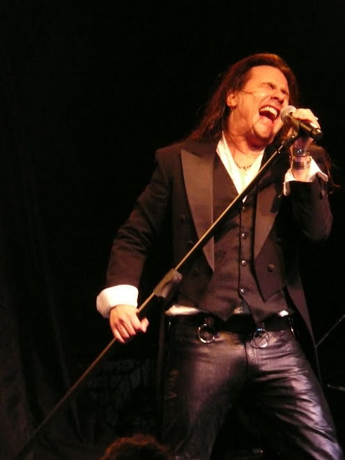 ANDRE MATOS LIVE ELYSEE MONTMARTRE