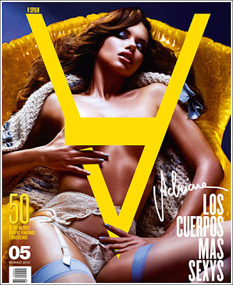 Adriana Lima Nude Topless Photos