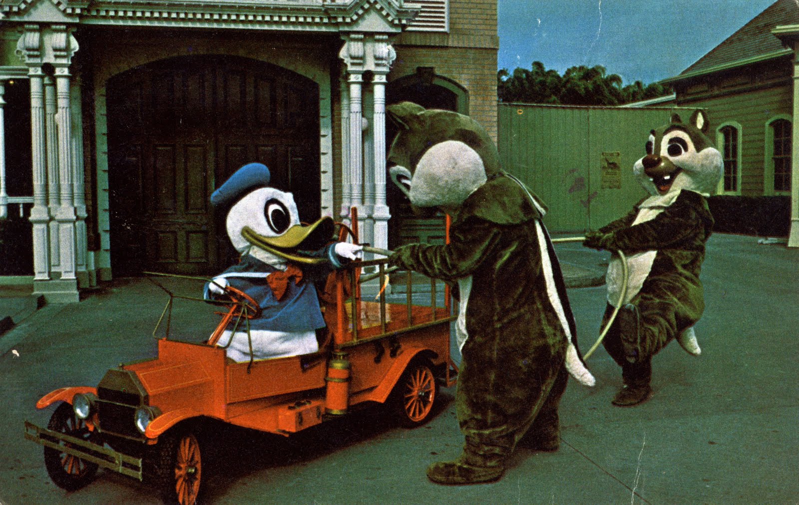 [PC_Chip_dale_donald.jpg]