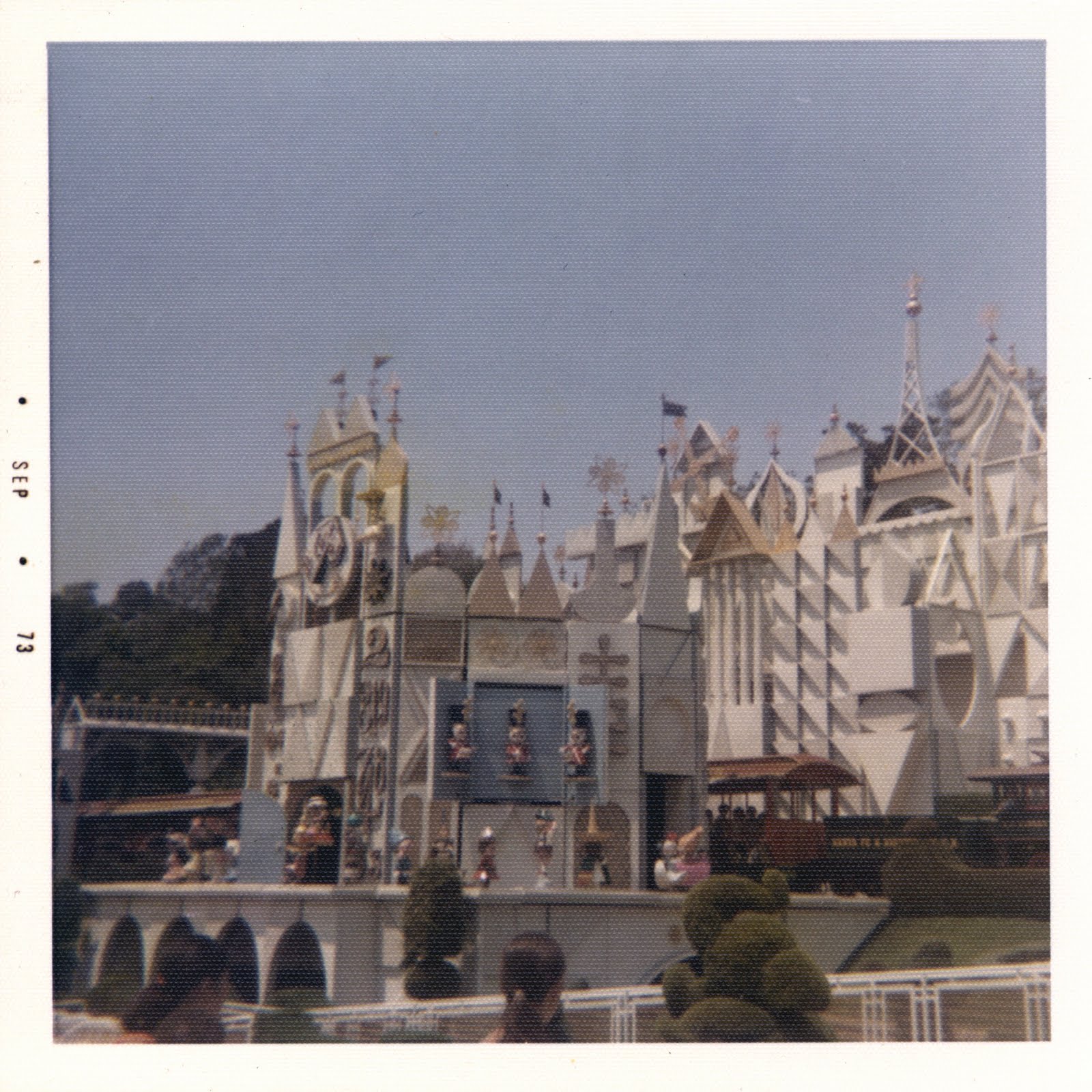 [Sept+73+DL+family_IASM.jpg]