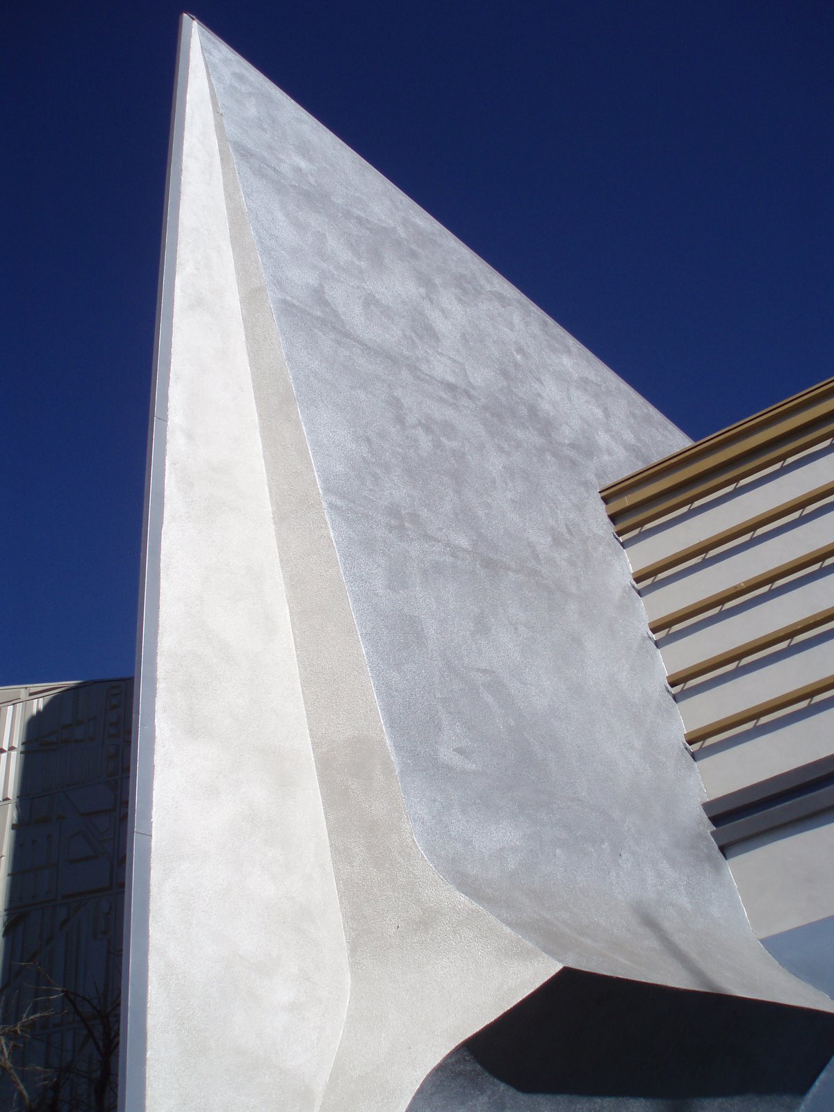 [mb3+tomorrownad+angle.JPG]