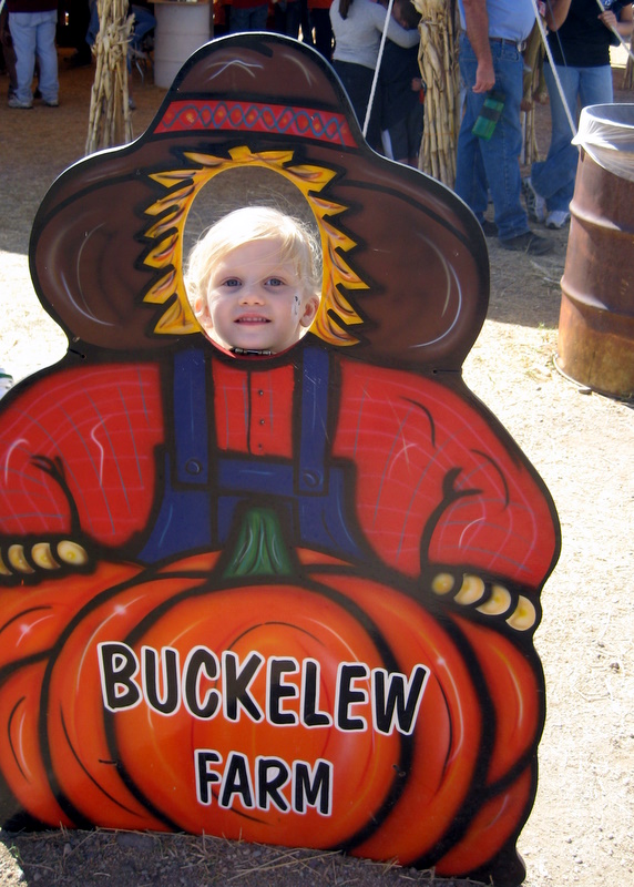 [PumpkinPatch2007+439.JPG]