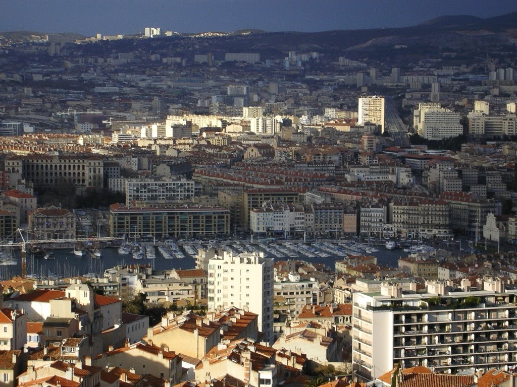 [Marseille_Harbour.jpg]