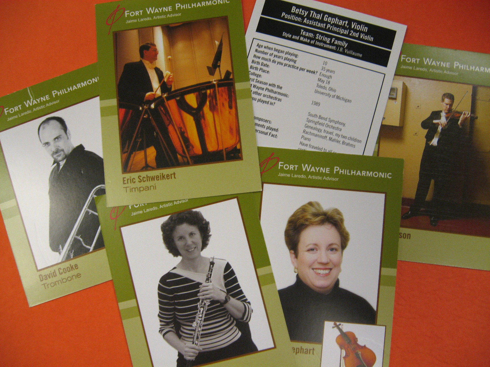[PhilharmonicCards.GIF]
