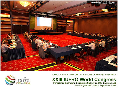 EntMoot / XIII IUFRO World Congress, Seoul, Korea / IUFRO, the International Union of Forest Research Organizations / The Global Network for Forest Science Cooperation / IUFRO non-profit, non-governmental international network of forest scientists, promotes global cooperation in forest-related research and enhances the understanding of the ecological, economic and social aspects of forests and trees / Gustavo Iglesias Trabado & Roberto Carballeira Tenreiro & Javier Folgueira Lozano / GIT Forestry Consulting, Consultoría y Servicios de Ingeniería Agroforestal, Galicia, España, Spain / Eucalyptologics, information resources on Eucalyptus cultivation around the world / Eucalyptologics, recursos de informacion sobre el cultivo del eucalipto en el mundo