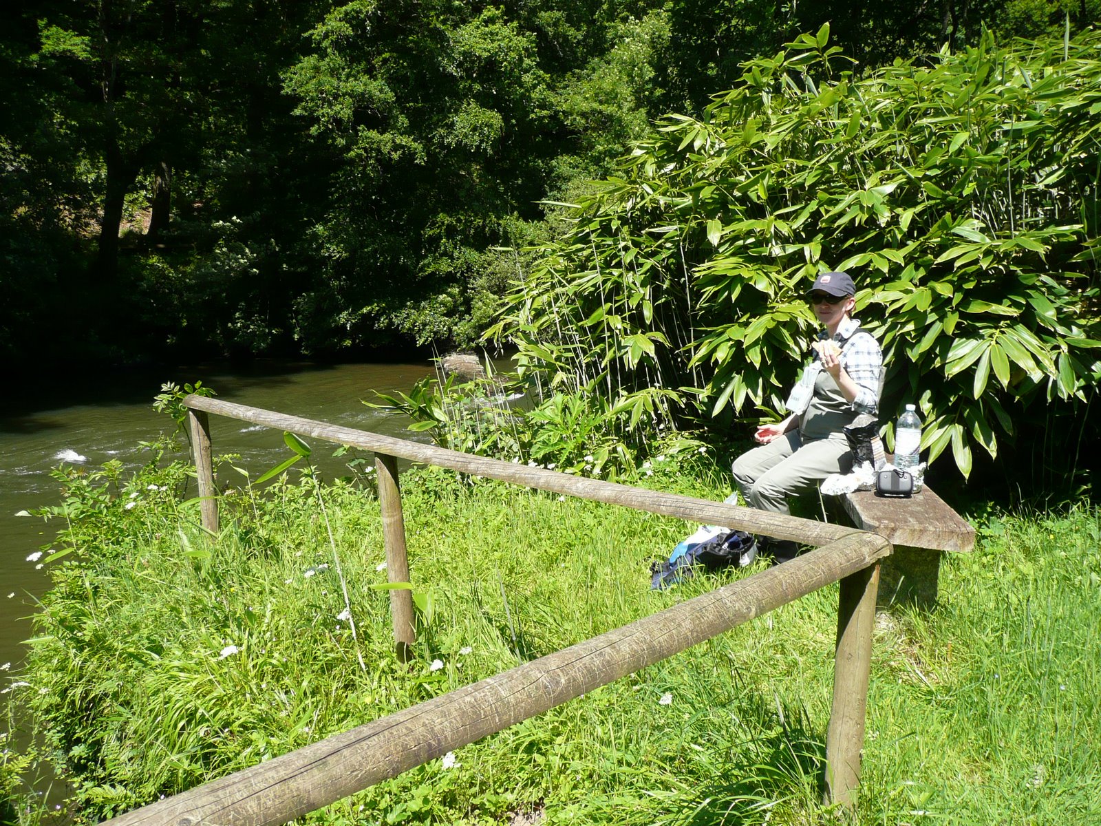 [Fishing+Endsleigh+7th+and+8th+June+2008+004.jpg]