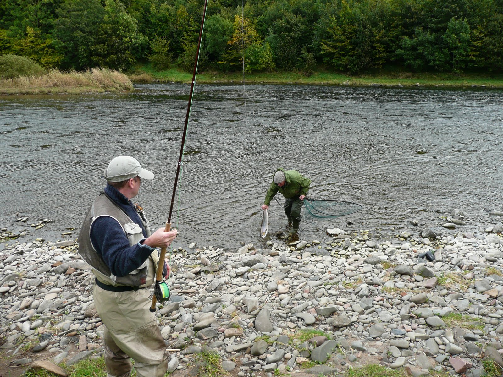 [Fishing+Upper+Mertoun+Tweed+21st+Sept+2009+007.jpg]