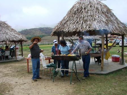 Alquiler de bohios para parrilladas.
