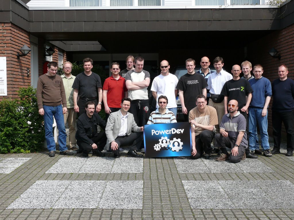 [2461251573_69fe9c3486_b.jpg]